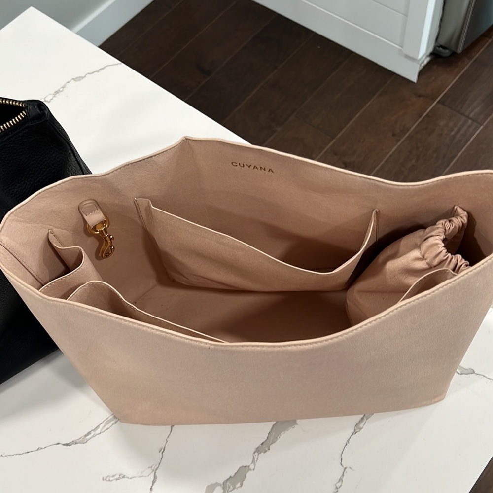 Cuyana Tote Organization Insert Blush !!!!!!